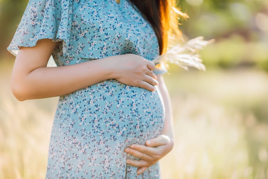 เดือนที่สองของการตั้งครรภ์ คุณแม่ตั้งครรภ์จะเริ่มมี “การแพ้ท้อง
